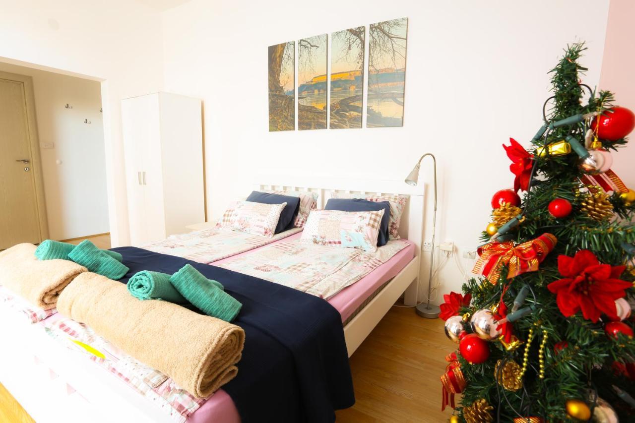 Studio Apartman Ld U Strogom Centru Novi Sad Dış mekan fotoğraf